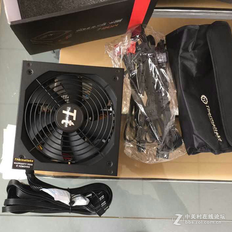 Thermaltake/TT SmartSE SPS-730M台式机额定730W主动式电脑电源