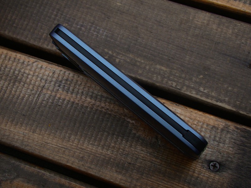 内置四线 方便随行 iWALK魔蝎8000X移动电源 体验