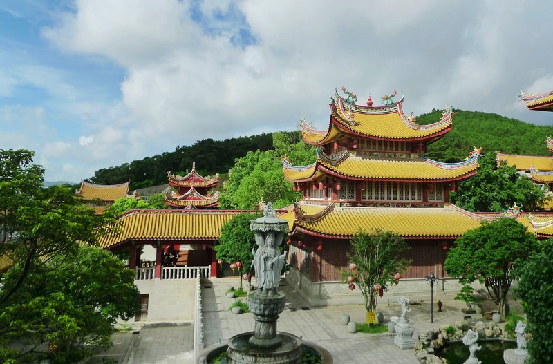 厦门仙岳山的天竺岩寺