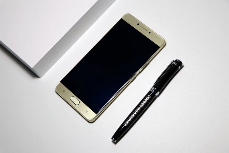 旗舰玩差异，探秘5000mAh的金立M6续航功力