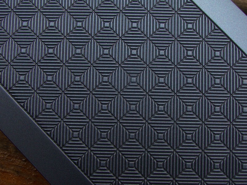 内置四线 方便随行 iWALK魔蝎8000X移动电源 体验