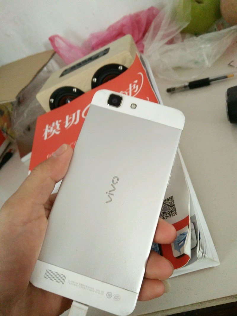 X3和X6音质对比感X3更胜一筹！貌似老版旗舰机比新版的质量更优一些！