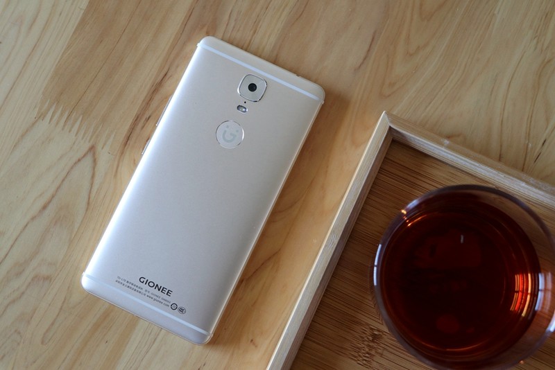 旗舰玩差异，探秘5000mAh的金立M6续航功力