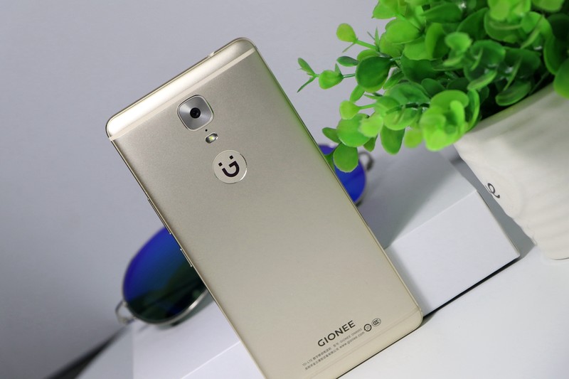 旗舰玩差异，探秘5000mAh的金立M6续航功力