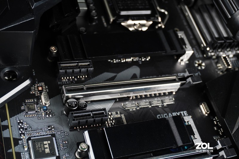 全高画质下的COD16与大表哥2，9900KF+2080Super游戏测试