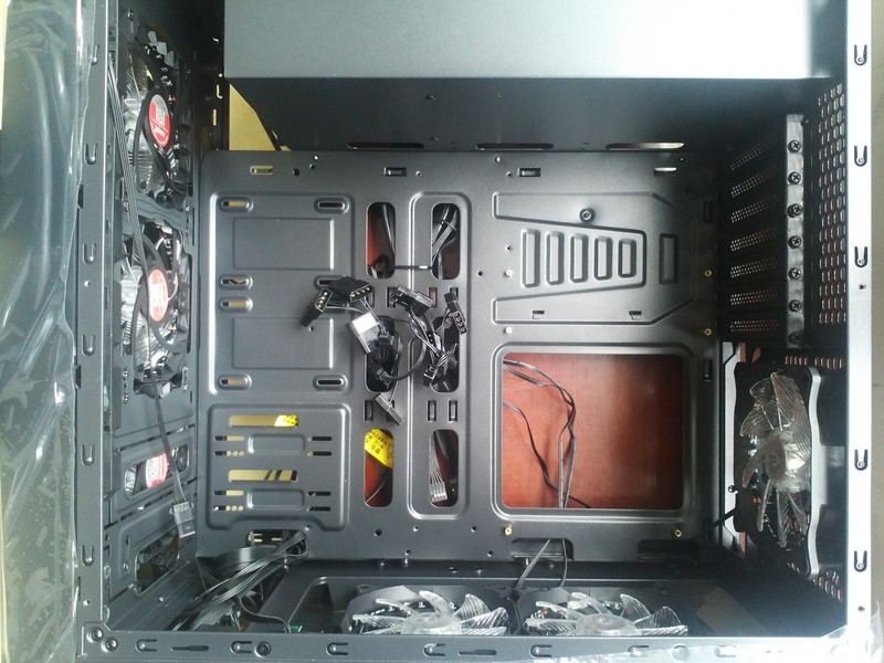 光污染之我的全透机箱：游戏悍将熊大！----开箱篇