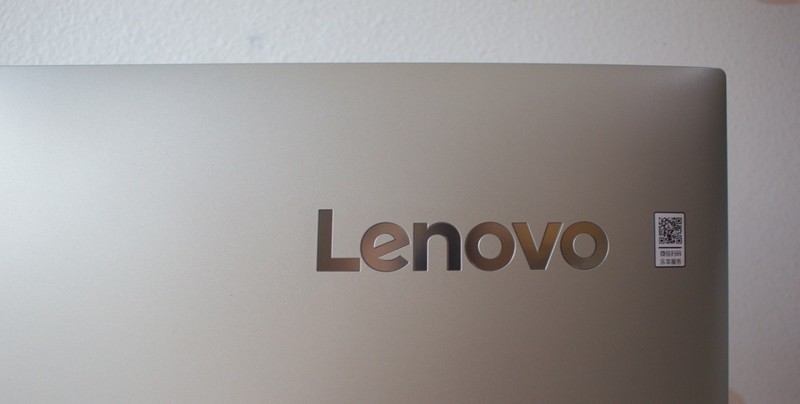 买一体机送显示器！？聊聊带HDMI IN的联想AIO520三边窄一体机正确打开方式