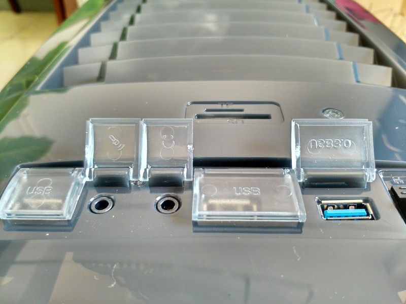 光污染之我的全透机箱：游戏悍将熊大！----开箱篇