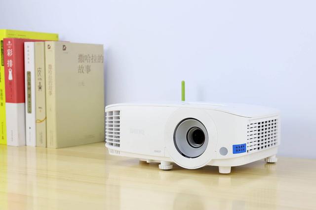 明基E580智能商务投影仪体验：商务办公好帮手 无线投屏是亮点