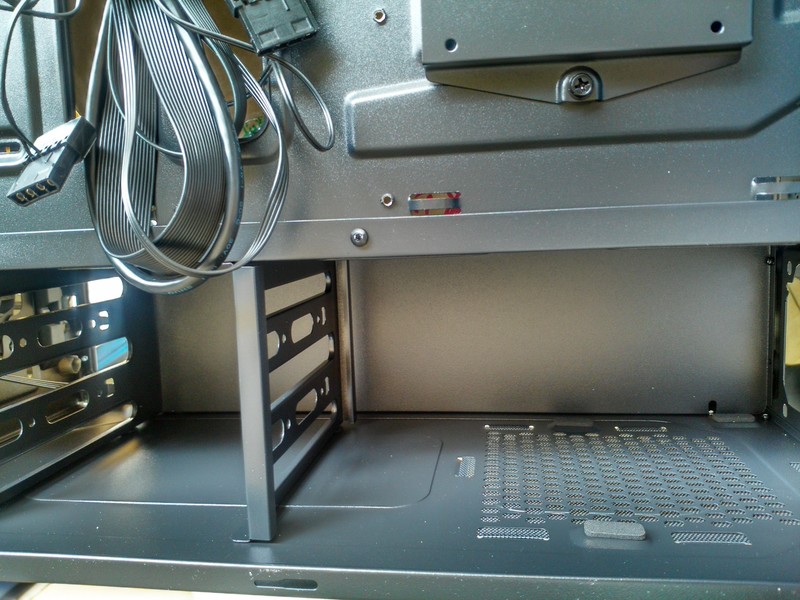 光污染之我的全透机箱：游戏悍将熊大！----开箱篇