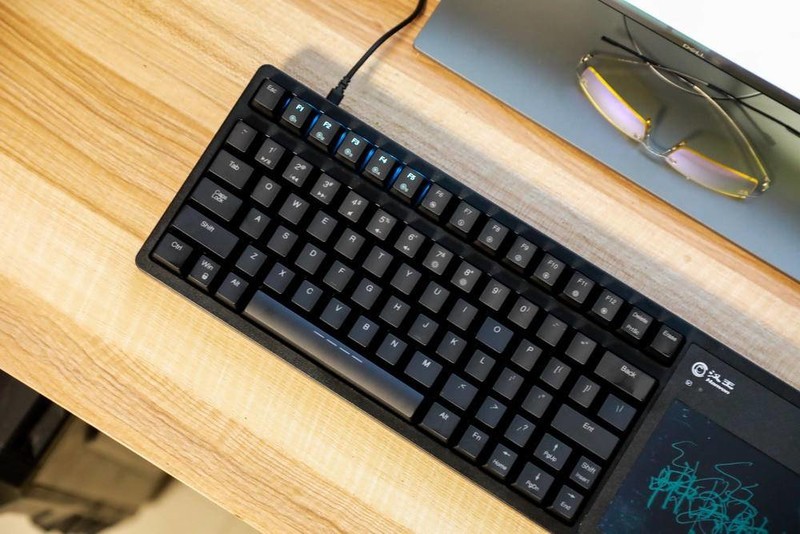 汉王智能键盘·易公式体验：手写理科公式轻松识别成电子版