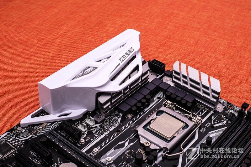 #蓝宝石RX460 4G 1024SP超白金OC#三平台实测RX460对比1050，470