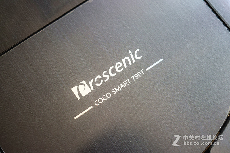 双侦测系统定位Proscenic 790T扫地机：真正解放你的双手（二）