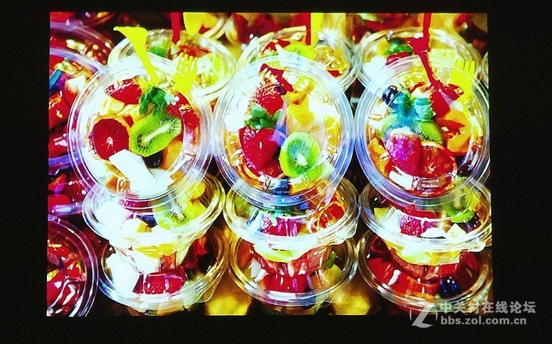 神画Q1使用测评：3000元内的4D自动梯形校正投影靠谱不？