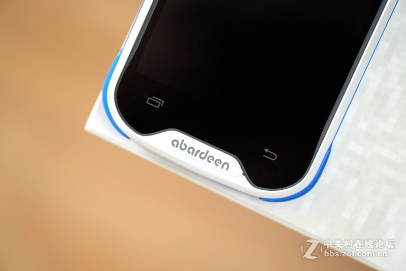 阿巴町小样儿，比家长考虑得更周到的儿童智能手机