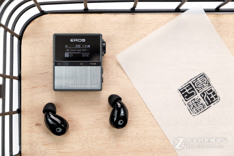 让你享受纯音乐高品质播放器：爱国者EROS TEN
