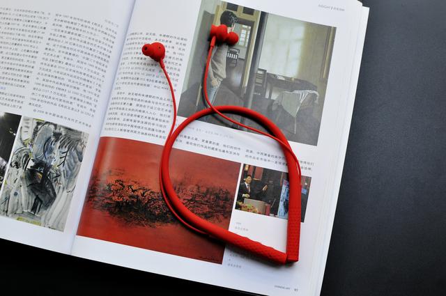 性价比让小米汗颜，itoos颈圈式蓝牙耳机评测