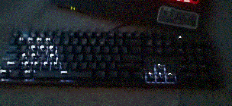 主打吃鸡体验的机械键盘 -雷神K30 使用体验