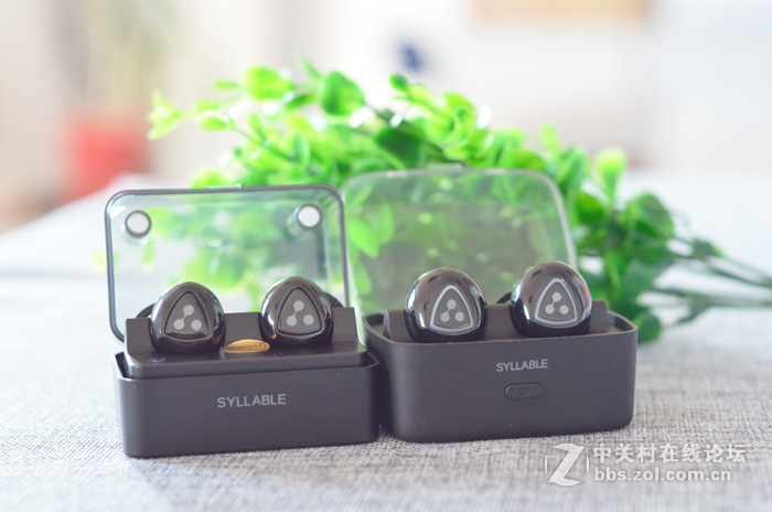 双耳真无线D900 Mini与它的“前辈”D900S究竟有什么不同？