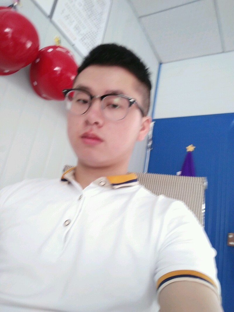 [七月我最萌]-在建筑行业，坚持不是英雄，逃跑也不是懦夫。