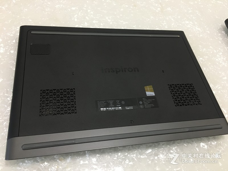 卖 了－－－－－－二代游匣， 带固态盘，高清屏，4G大显存GTX游戏显卡   戴尔7566