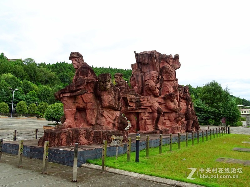 缅怀先烈，铭记历史——阆中市红军烈士纪念园掠影