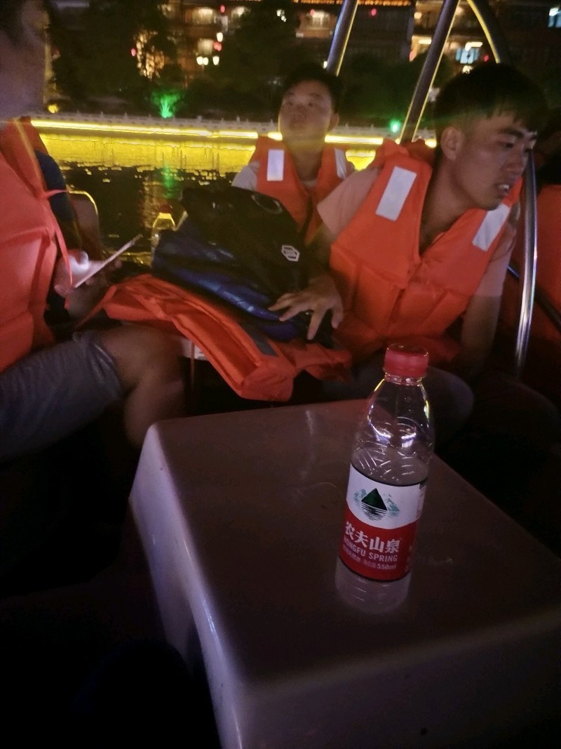 相册里的故事   石阡一晚游