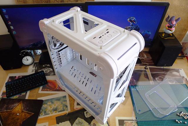 每个玩家都可以有台超炫主机，傲星暴雪信仰版！