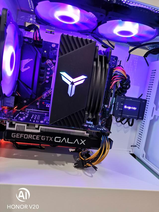 为黑白青年解毒，爱国者游戏药丸  M2装机展示