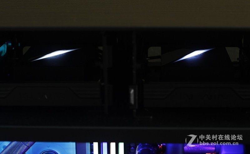 华硕ROG M9E、索泰1080Ti寒冰至尊，分体式水冷金属管方案SHOW！