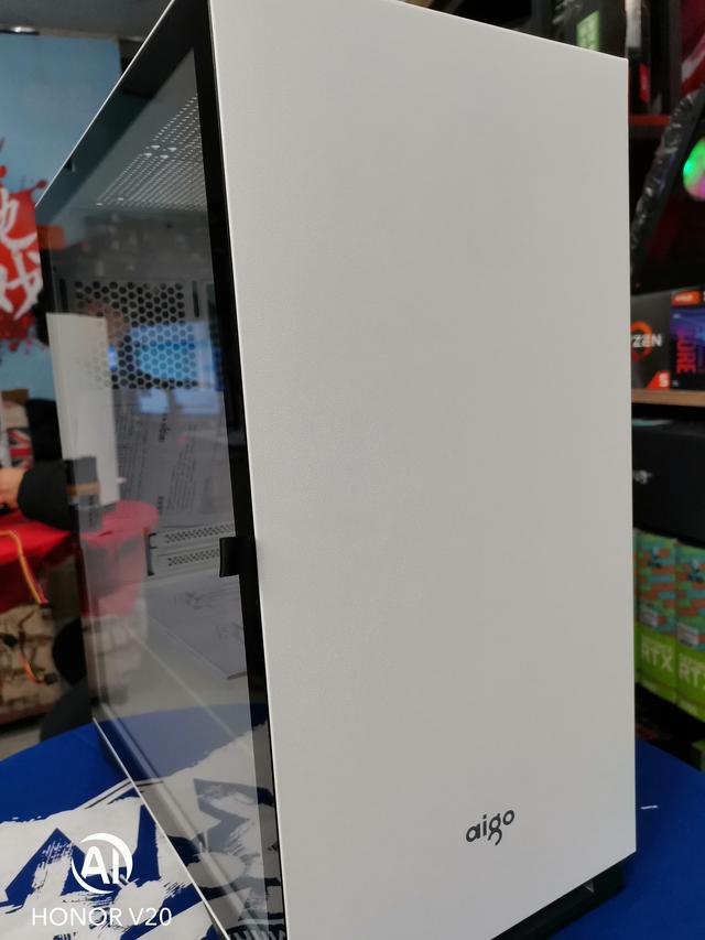 为黑白青年解毒，爱国者游戏药丸  M2装机展示