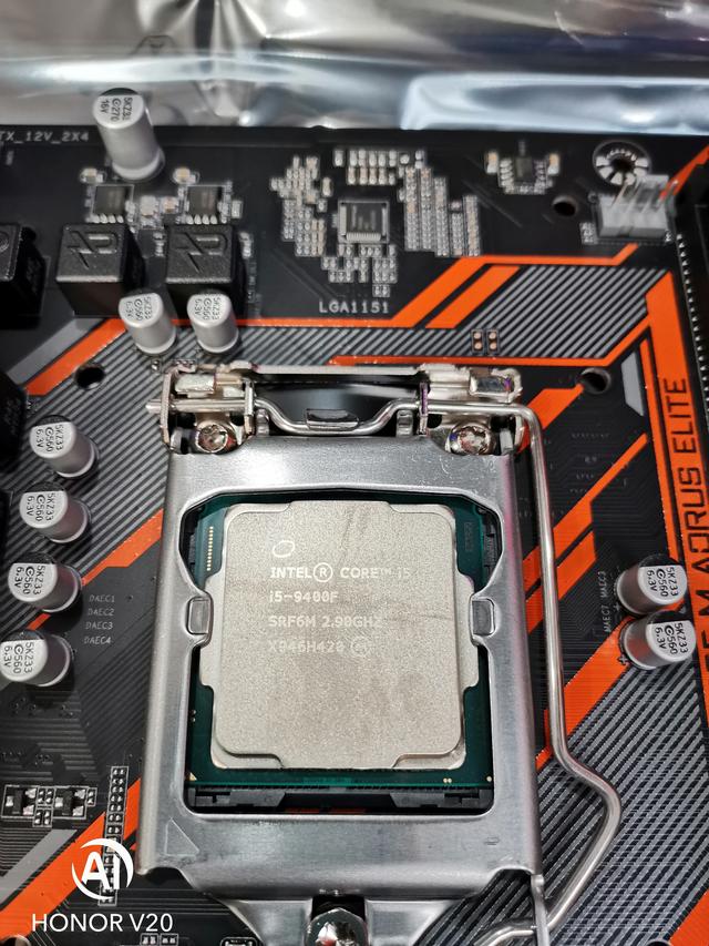 为黑白青年解毒，爱国者游戏药丸  M2装机展示