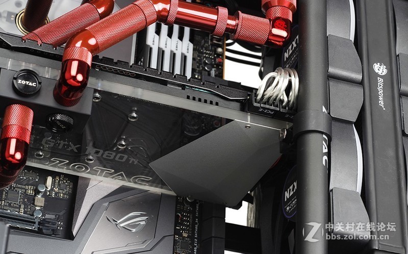 华硕ROG M9E、索泰1080Ti寒冰至尊，分体式水冷金属管方案SHOW！