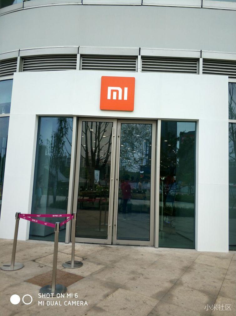 没想到进去就没管住自己的手。本来不想买的，控制不住啊。唉:-(。