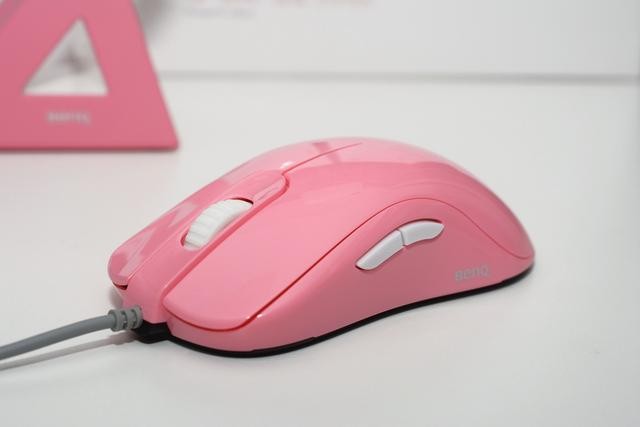 滑屏加购凑套装，疑似她人嫁衣裳， ZOWIE FK1-B粉色小感