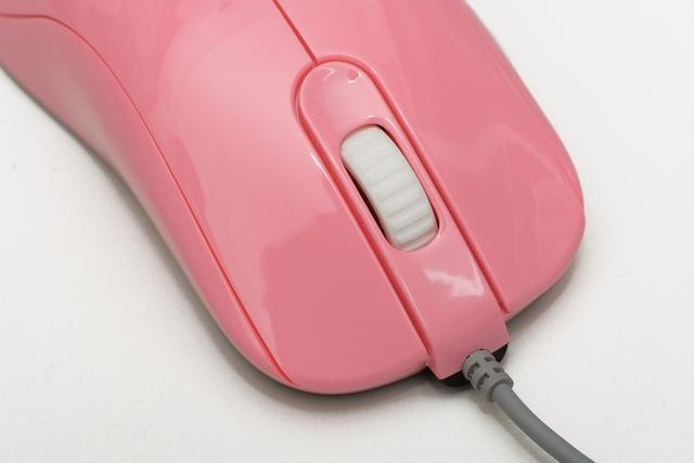 滑屏加购凑套装，疑似她人嫁衣裳， ZOWIE FK1-B粉色小感