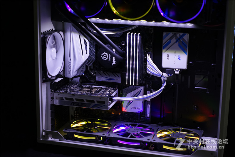 「Z玩主」纯白主题MOD主机 第三周进度