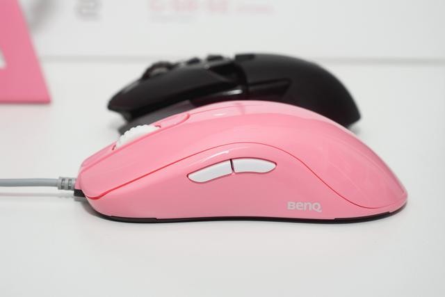 滑屏加购凑套装，疑似她人嫁衣裳， ZOWIE FK1-B粉色小感