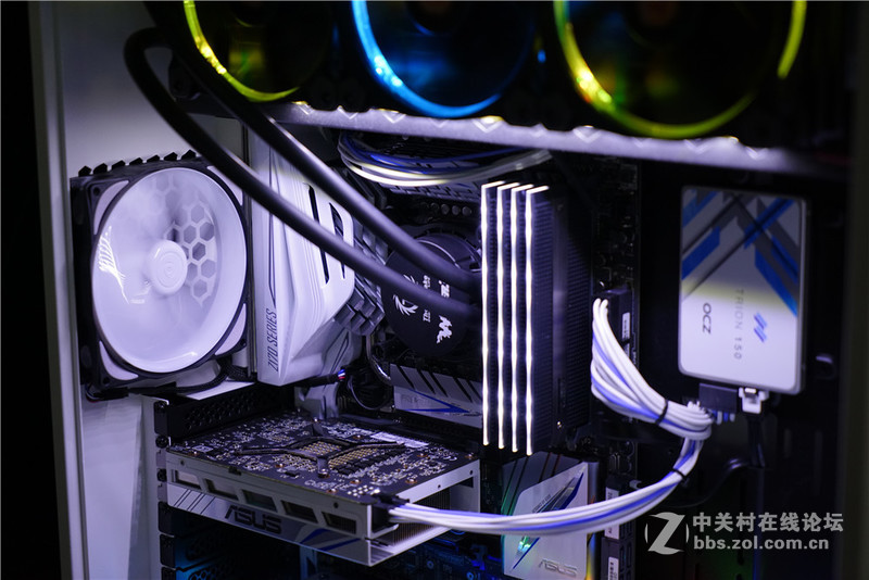 「Z玩主」纯白主题MOD主机 第三周进度