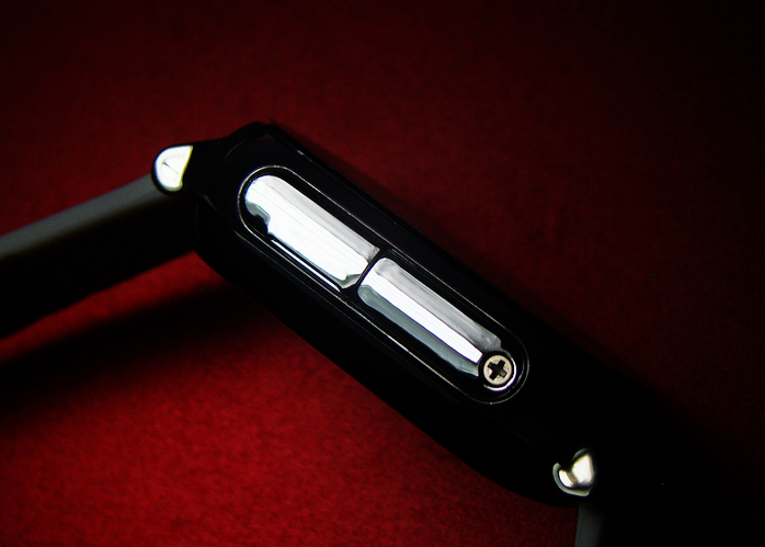 送给孩子的礼物 爱华小贝贝儿童定位手表