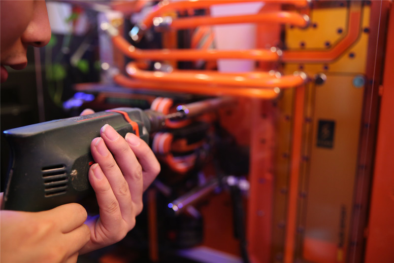 炫酷 RGB灯效，TT Riing RGB三风扇套装开箱展示