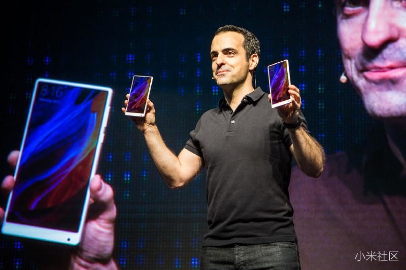 【爆料】场面火爆！小米为何让“歪果仁”如此着迷