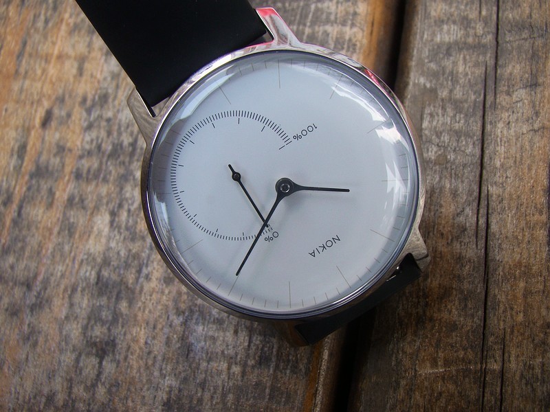 高颜值 Nokia Steel 监测腕表 为健康而生