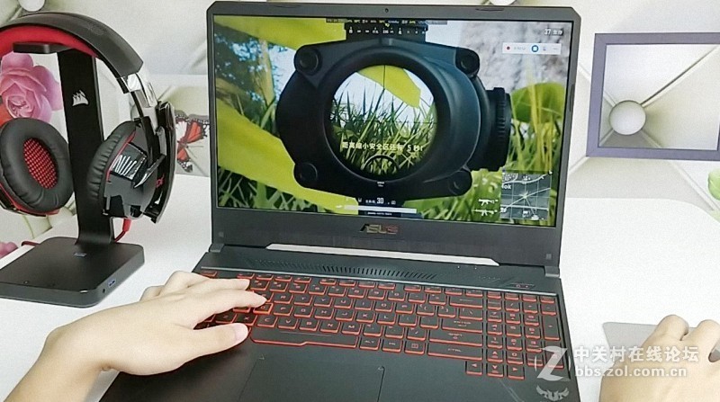 华硕飞行堡垒6游戏本——专为游戏玩家打造