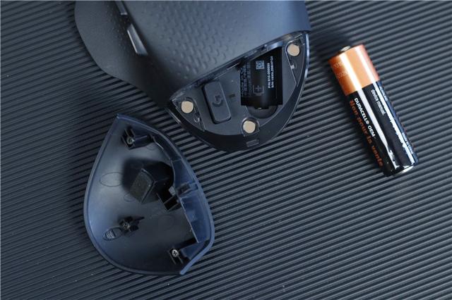 玩游戏有它真省心！罗技G604游戏鼠标上手体验