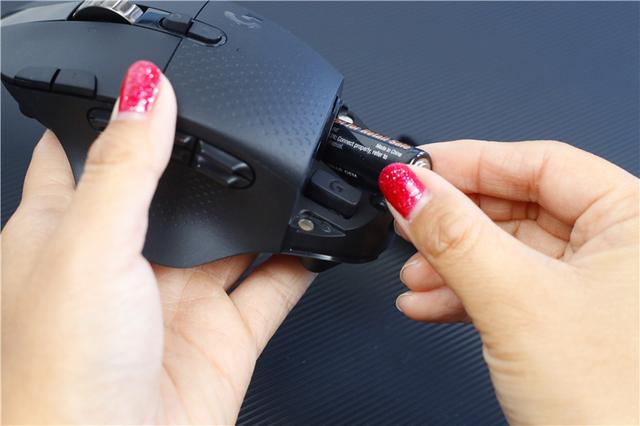 玩游戏有它真省心！罗技G604游戏鼠标上手体验