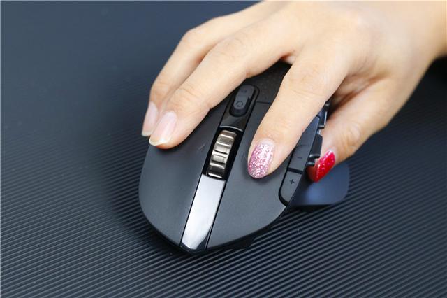 玩游戏有它真省心！罗技G604游戏鼠标上手体验