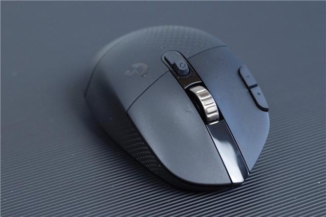 玩游戏有它真省心！罗技G604游戏鼠标上手体验