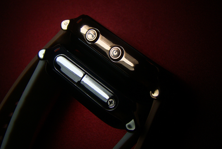 送给孩子的礼物 爱华小贝贝儿童定位手表