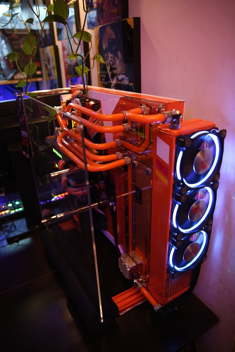 炫酷 RGB灯效，TT Riing RGB三风扇套装开箱展示